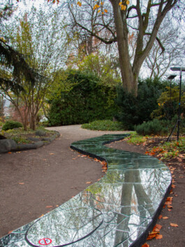 elle kannike, visual artist